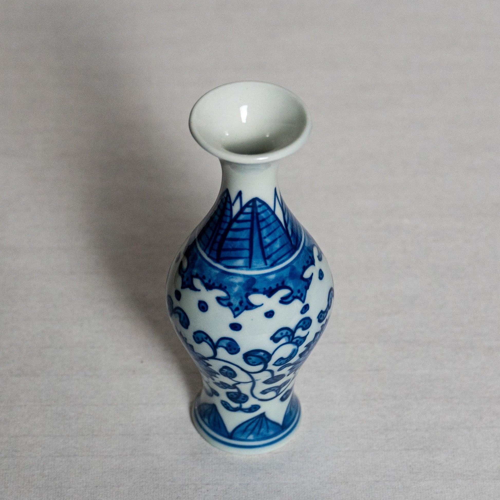 Guanyin Vase 观音瓶