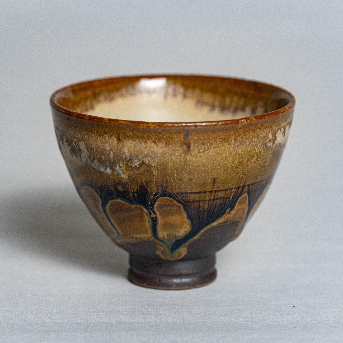 Jingdezhen Hand-Painted Fish Wood-Fired Sake Cup - Raf LifeStyle