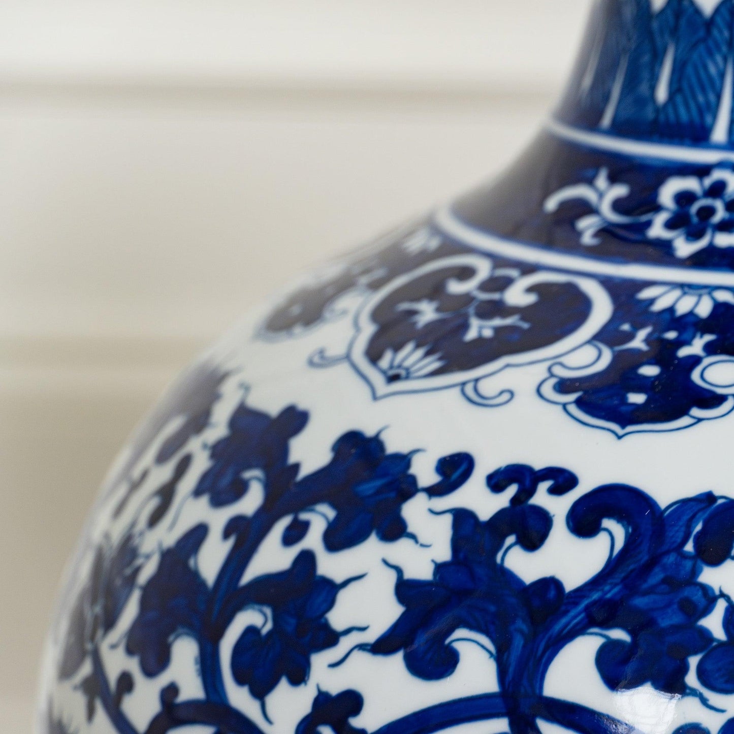 Jingdezhen Hand-Painted Antique-Style Grand Blue and White Vase - Raf LifeStyle