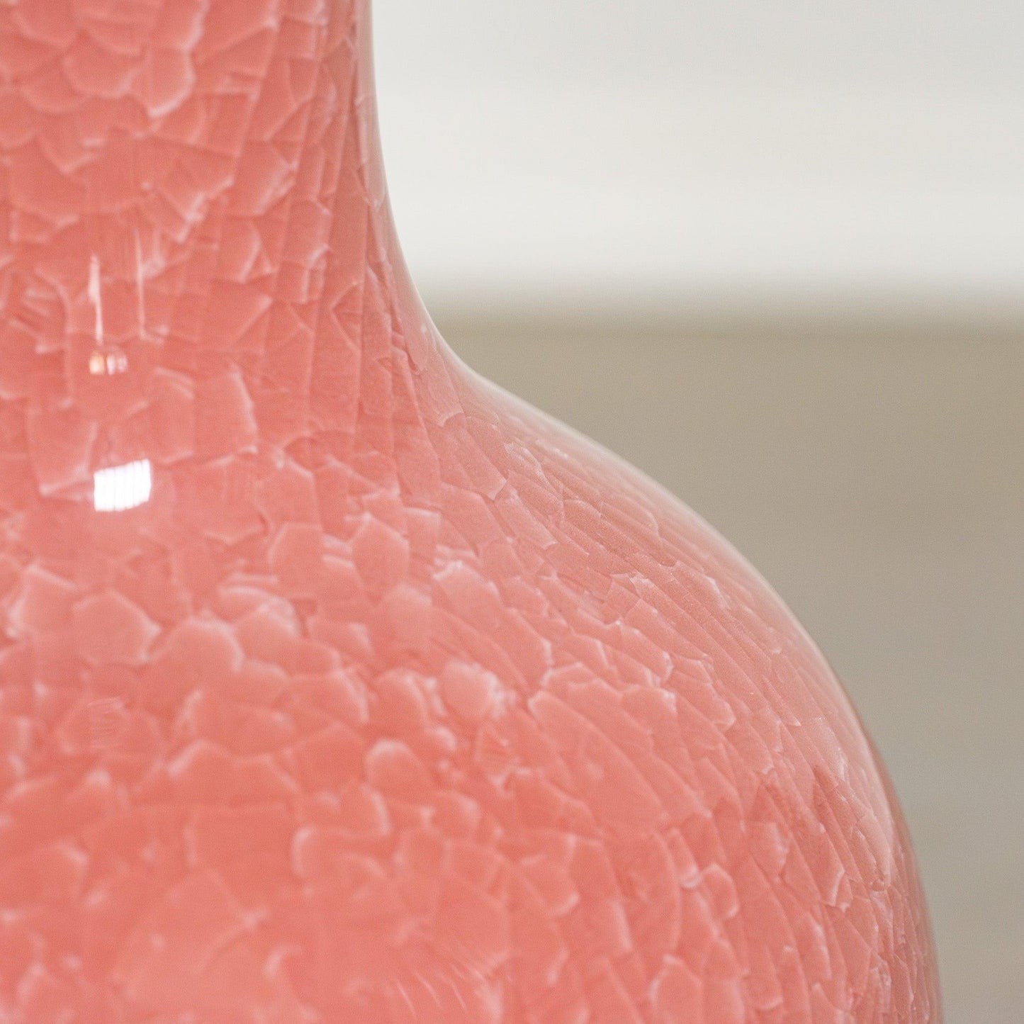 Blush Ice Crackle Elegance Vase - Raf LifeStyle