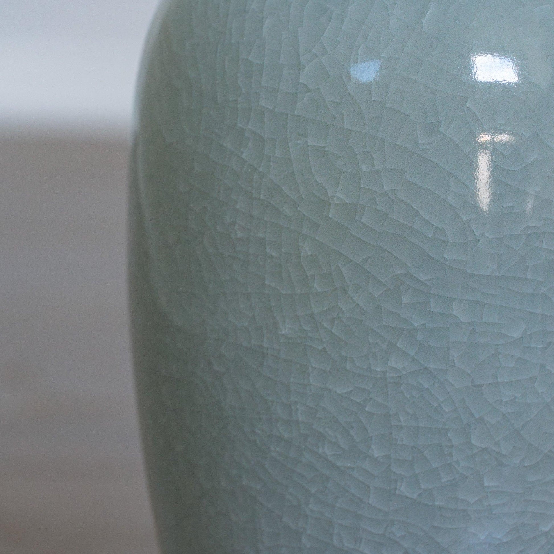 Antique-Style Imperial Kiln Vase - Raf LifeStyle