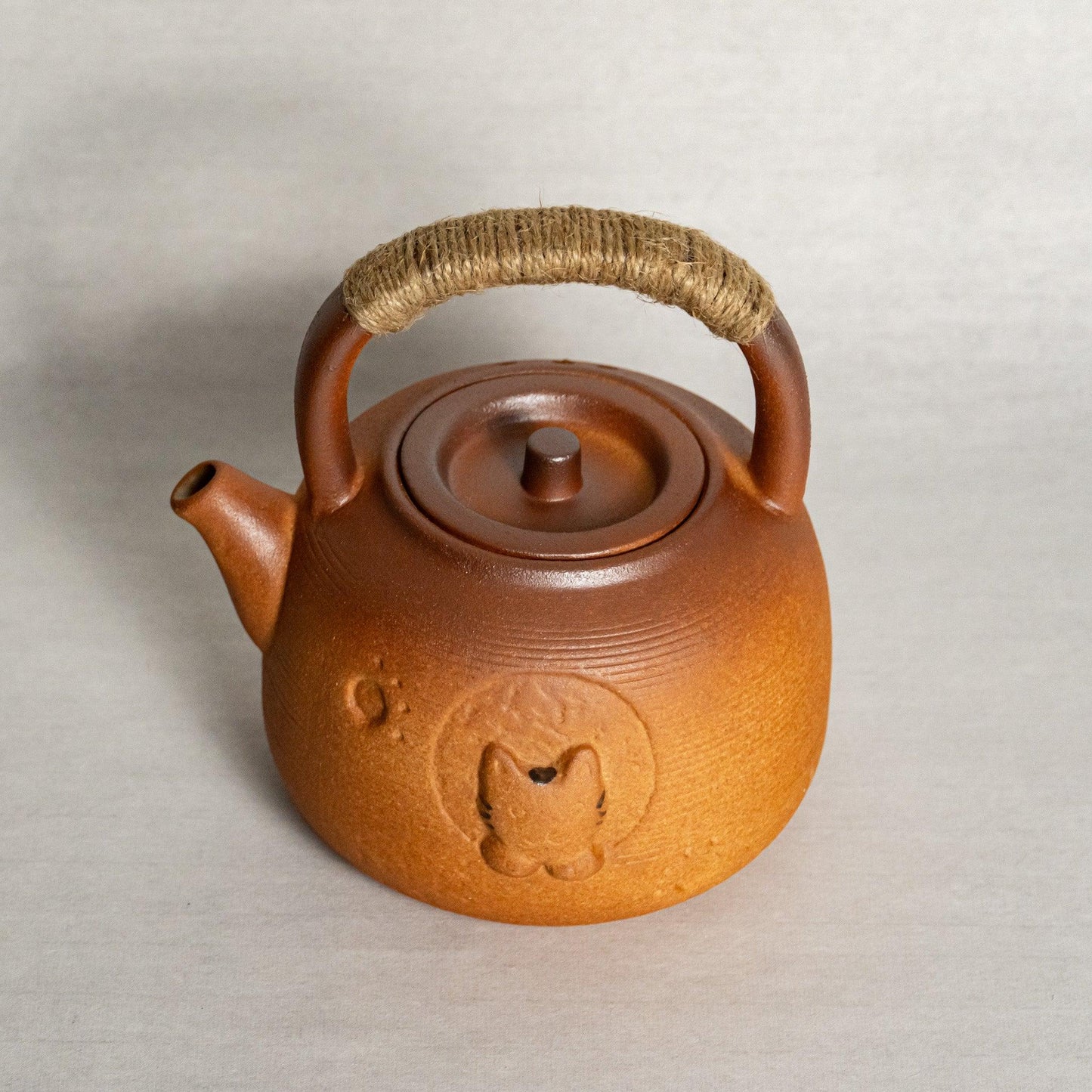 Cat-Themed Clay Teapot - Artisan Handcrafted - Raf LifeStyle