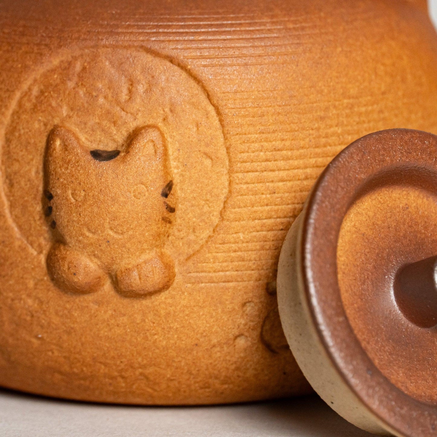 Cat-Themed Clay Teapot - Artisan Handcrafted - Raf LifeStyle