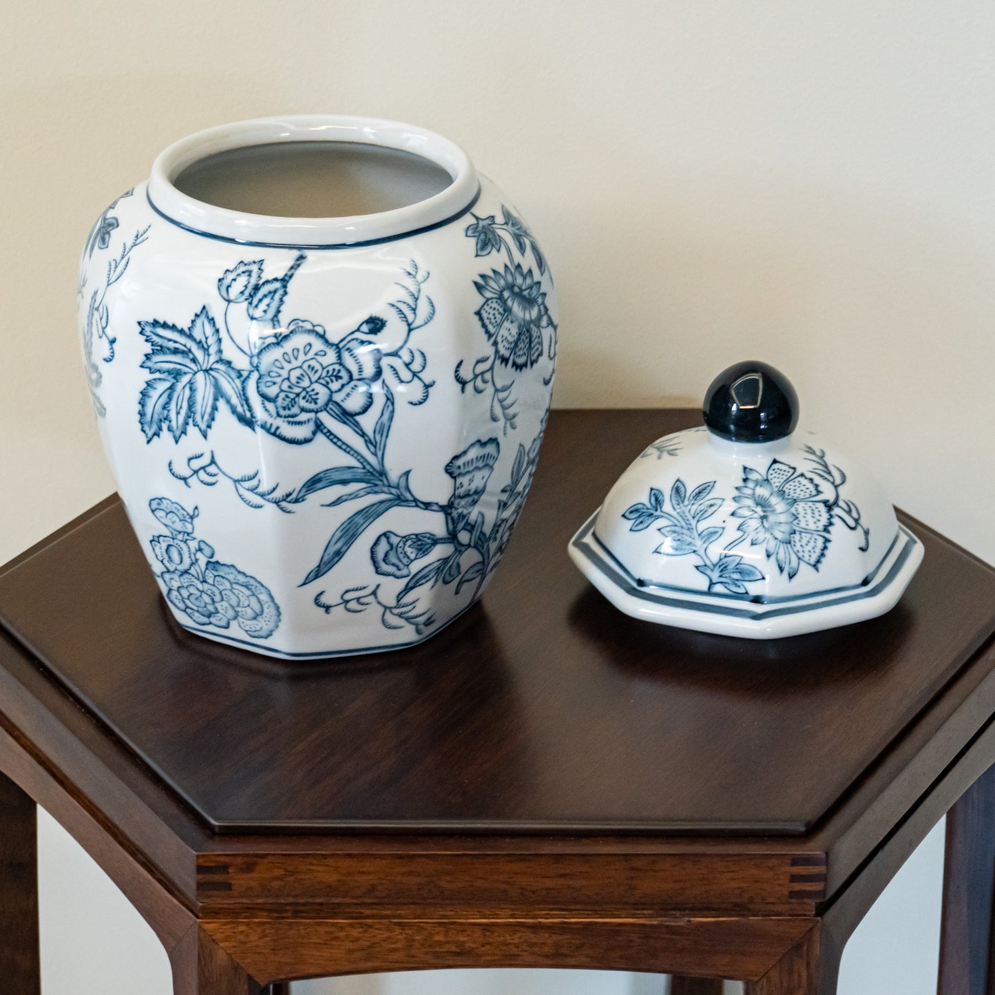 Traditional Blue and White Floral Porcelain Jar with Lid - Classic Chinese Decorative Piece - Artistic Home Accent, Unique Asian Home Decor